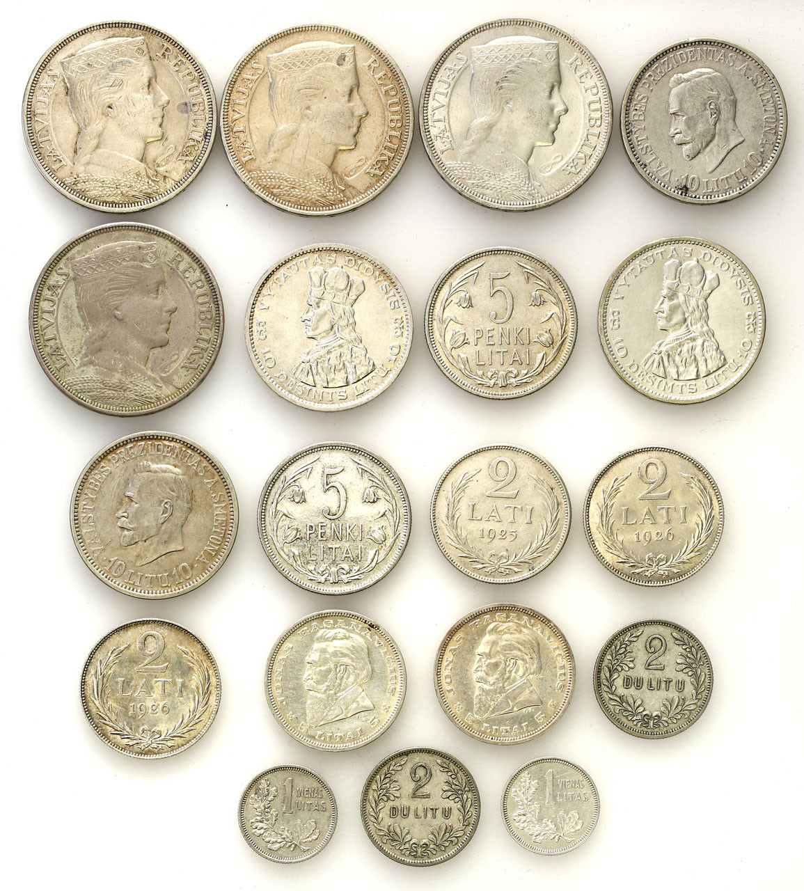 Łotwa. 1 centas do 5 Lati 1925-1936, zestaw 19 monet